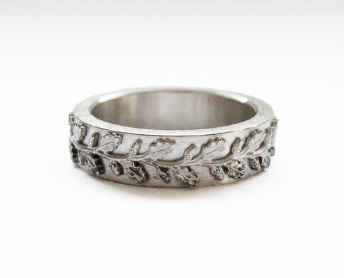 Ring aus 925er Silber mit Blätterranke - Preis: 185,-€